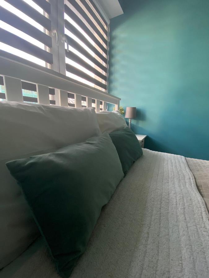 Hostel Pod Topolami Zielona Gora  Luaran gambar